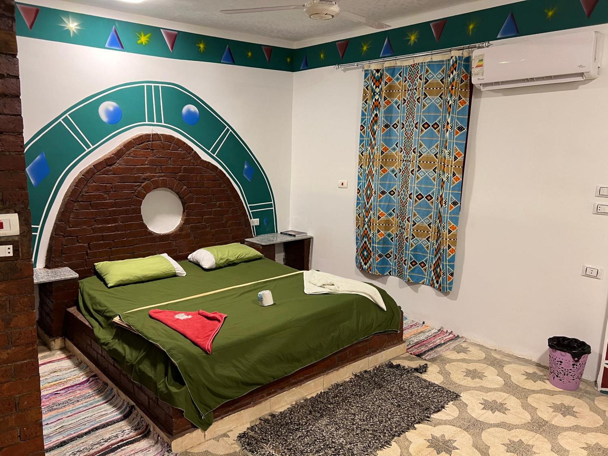 Luxor Old Nile Hotel Luaran gambar